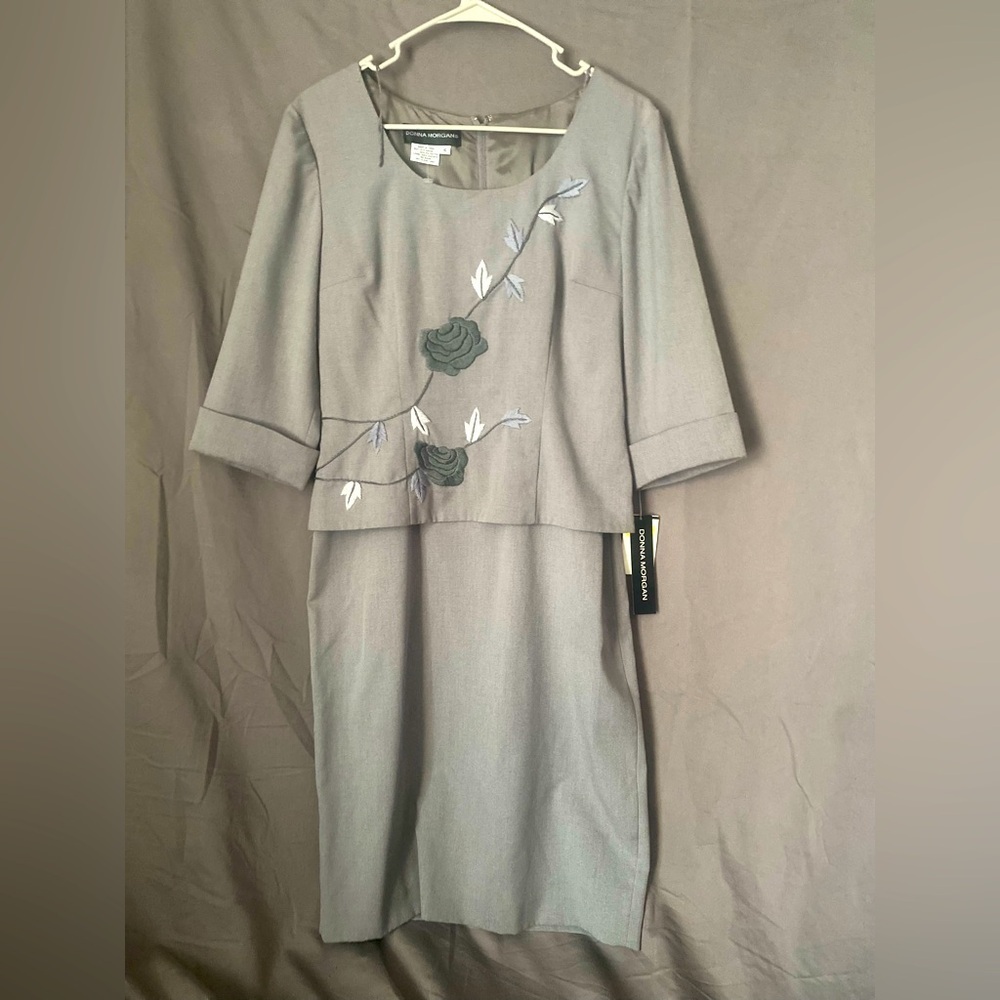 Donna Morgan Gray Two-Piece Midi Dress with Floral Appliqué